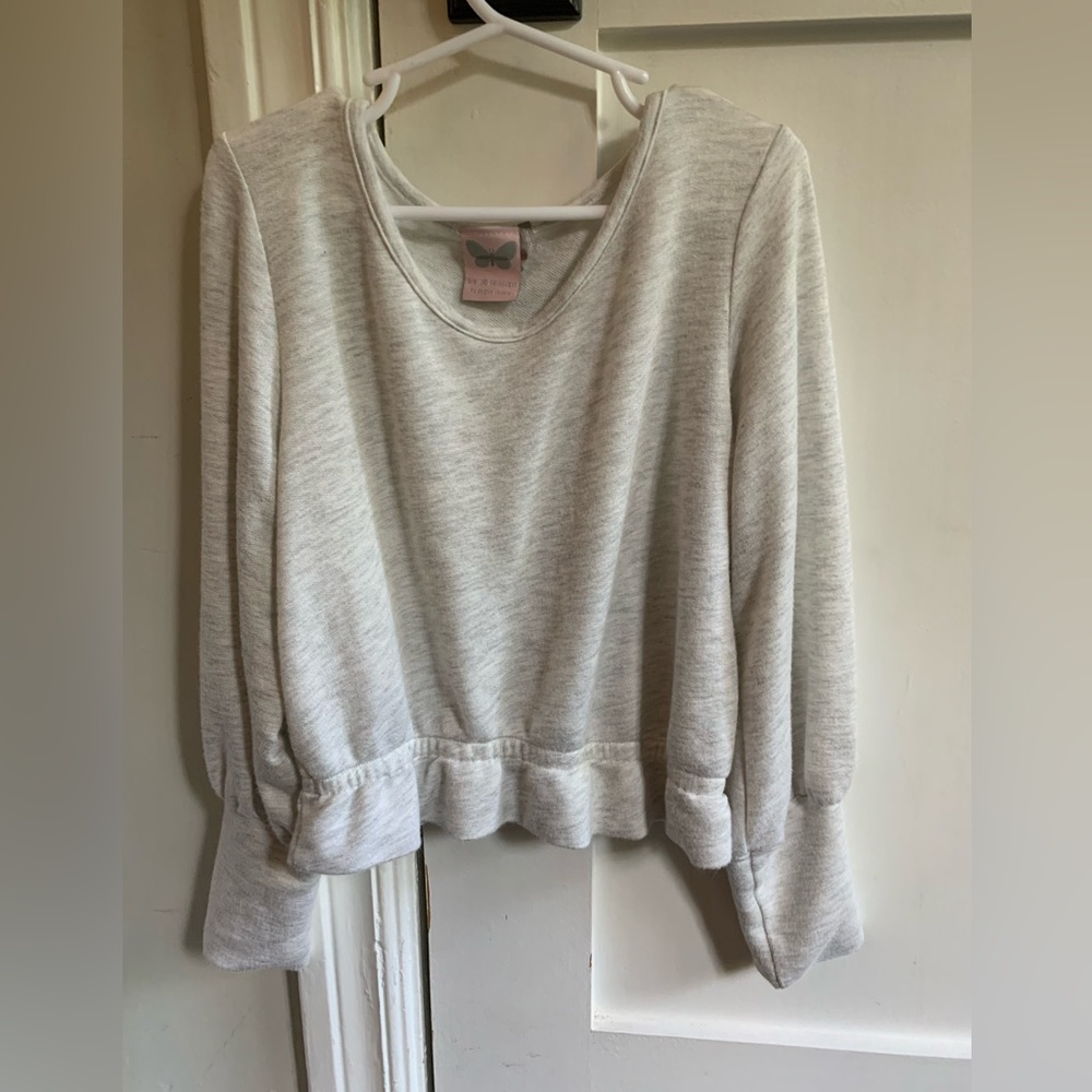 For All Seasons grey/white top, size Medium (girls)